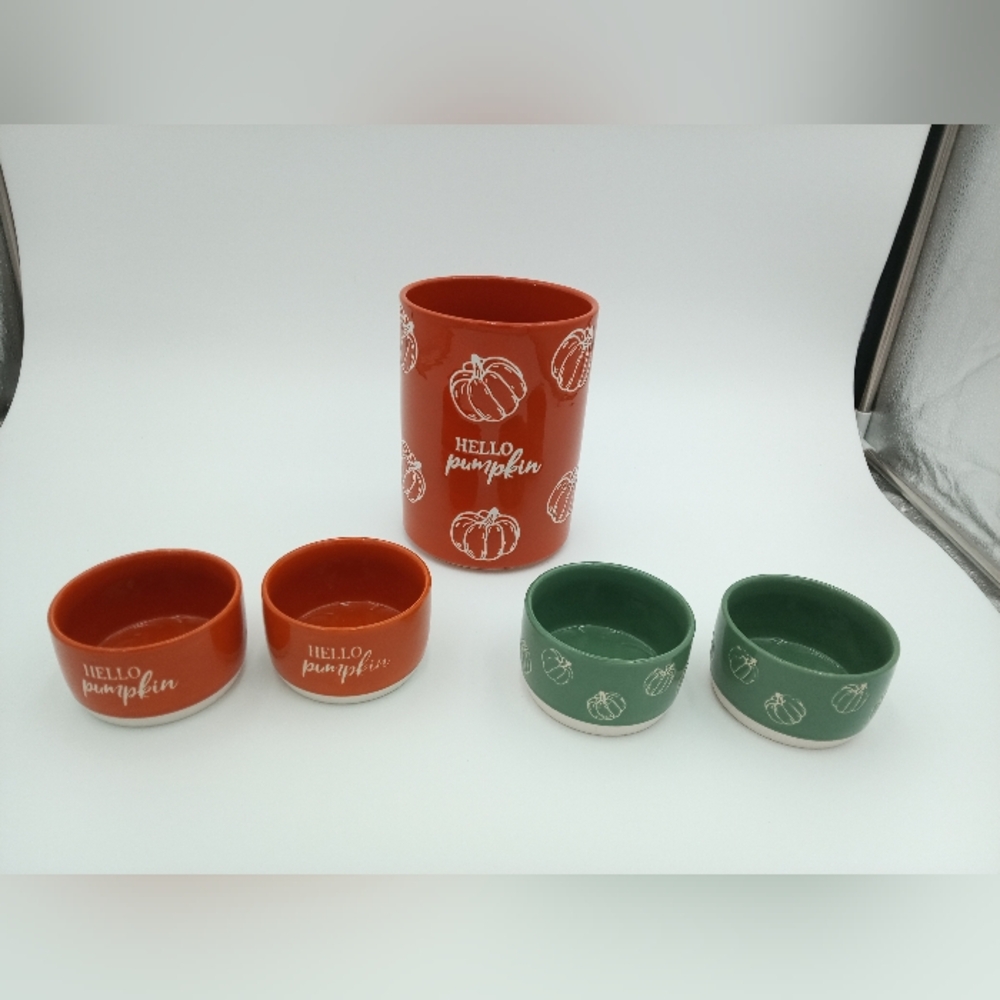 Four Dip Bowls & One Utensil Crock Nwt